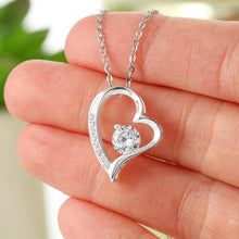 Load image into Gallery viewer, **Gf030 - Heart Necklace With Box Insert / Gift For Girlfriend
